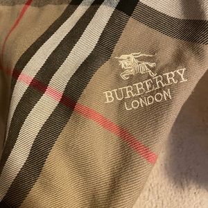 Burberry scarf